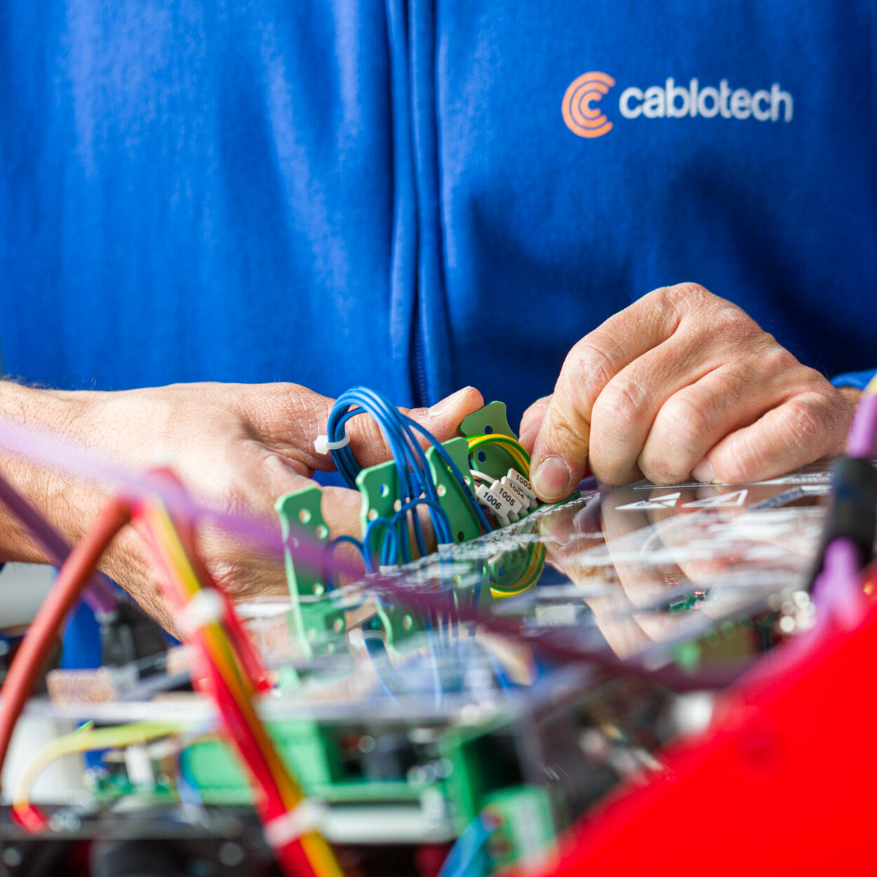 Assemblaggio elettromeccanico industriale - Cablotech